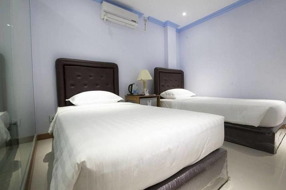 Woodland Hotel Yangon Exterior foto
